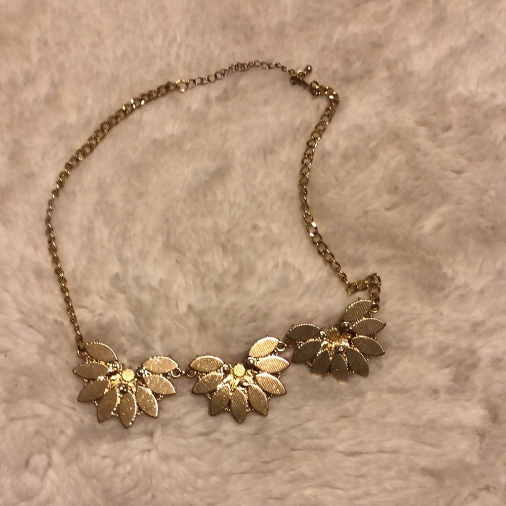 Necklace - Picture 4 of 4